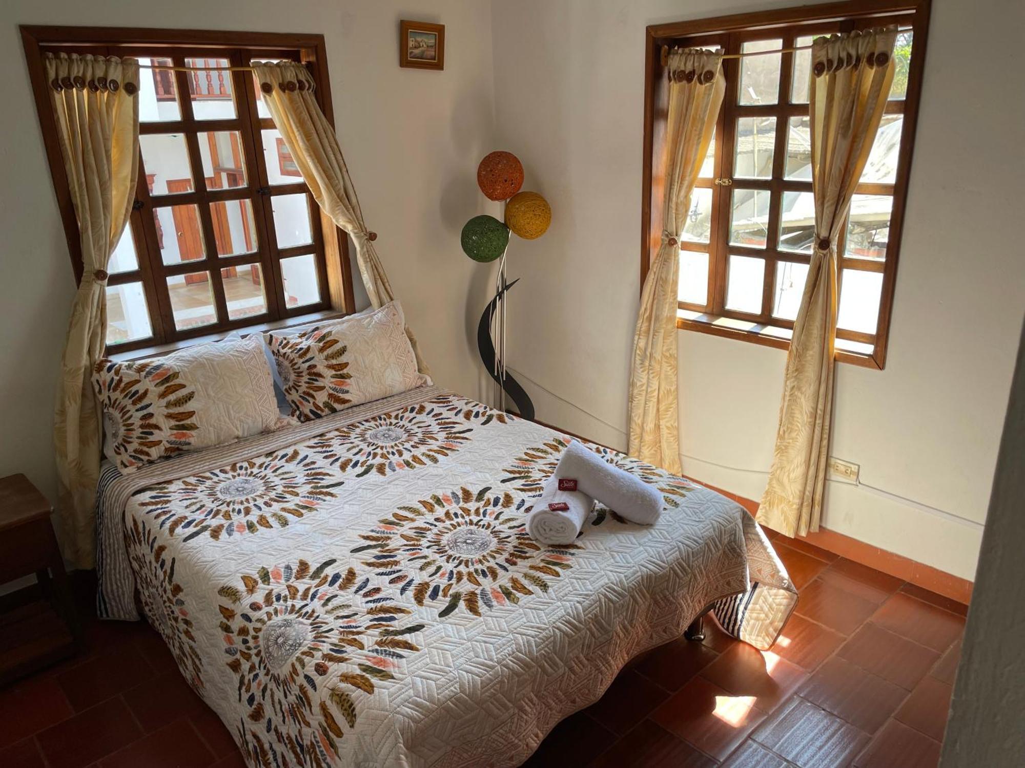 Hostal El Pino Villa de Leyva Dış mekan fotoğraf